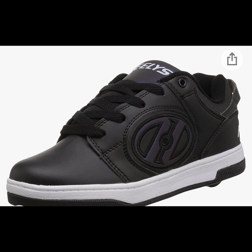 BRAND NEW Kids Heelys size 1